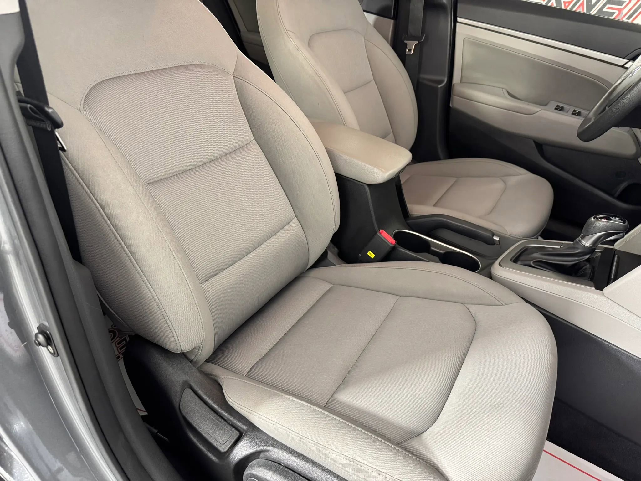 Used 2018 Hyundai Elantra SEL w/ Cargo Package FWD image 31