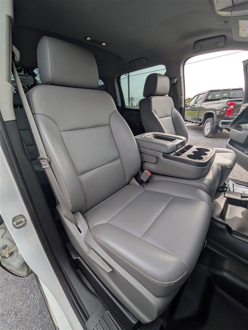 Used 2015 GMC Sierra 3500 4x4 Crew Cab w/ Snow Plow Prep Package image 17