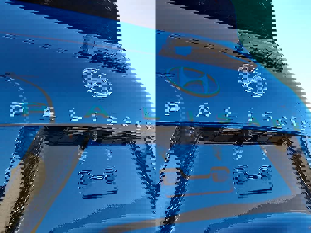 Used 2024 Hyundai Palisade Calligraphy image 32