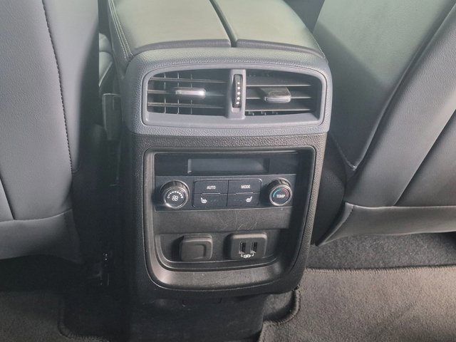 Used 2019 Buick Envision Essence FWD image 16
