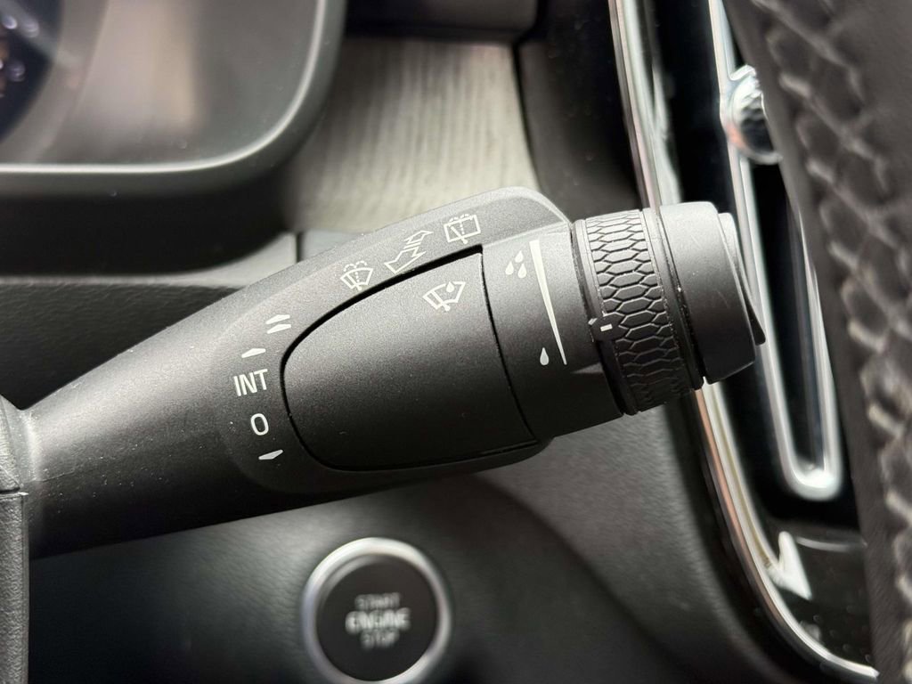 Used 2023 Volvo XC40 B5 Plus w/ Driver Assist Package image 28