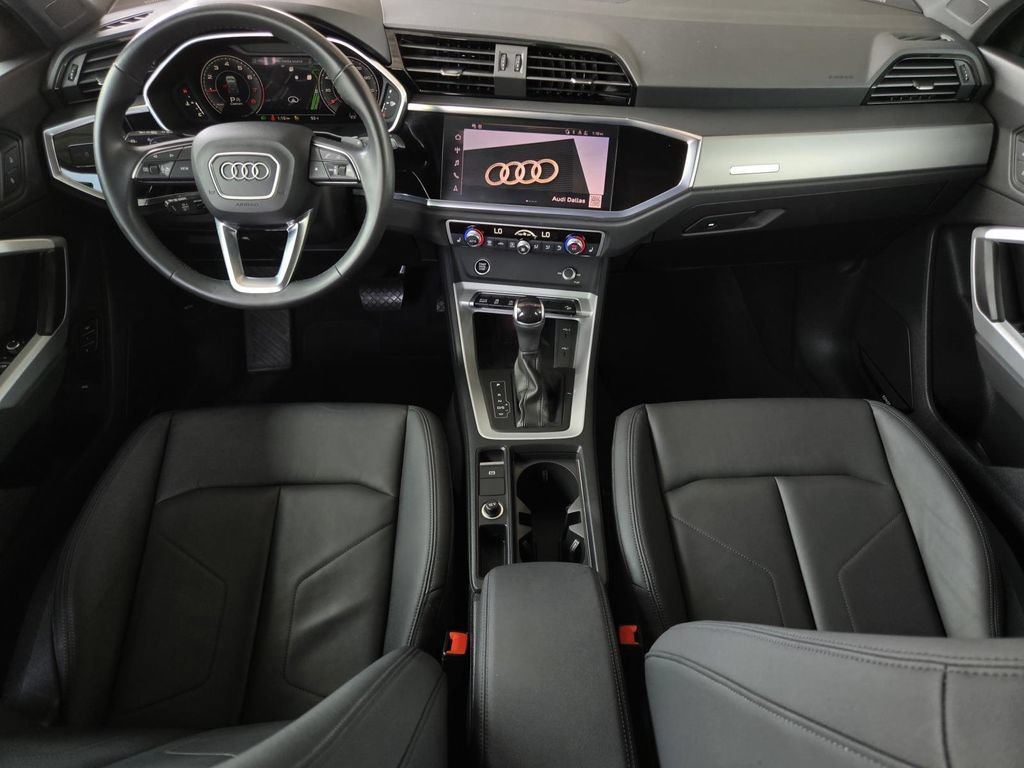 Used 2023 Audi Q3 2.0T Premium Plus w/ Premium Plus Package AWD/4WD image 17