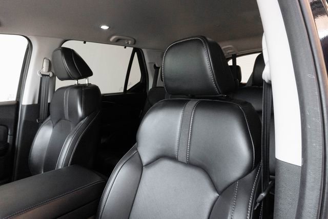 Used 2025 Honda Pilot EX-L image 17