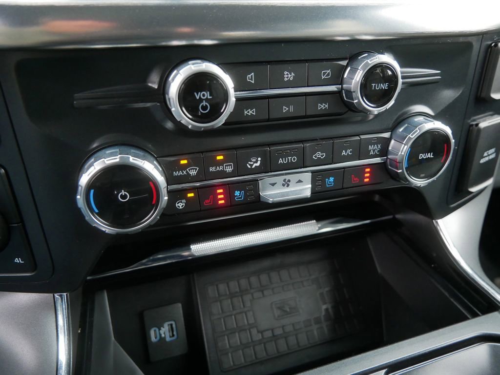 Used 2022 Ford F150 Lariat w/ Equipment Group 502A High AWD/4WD image 31