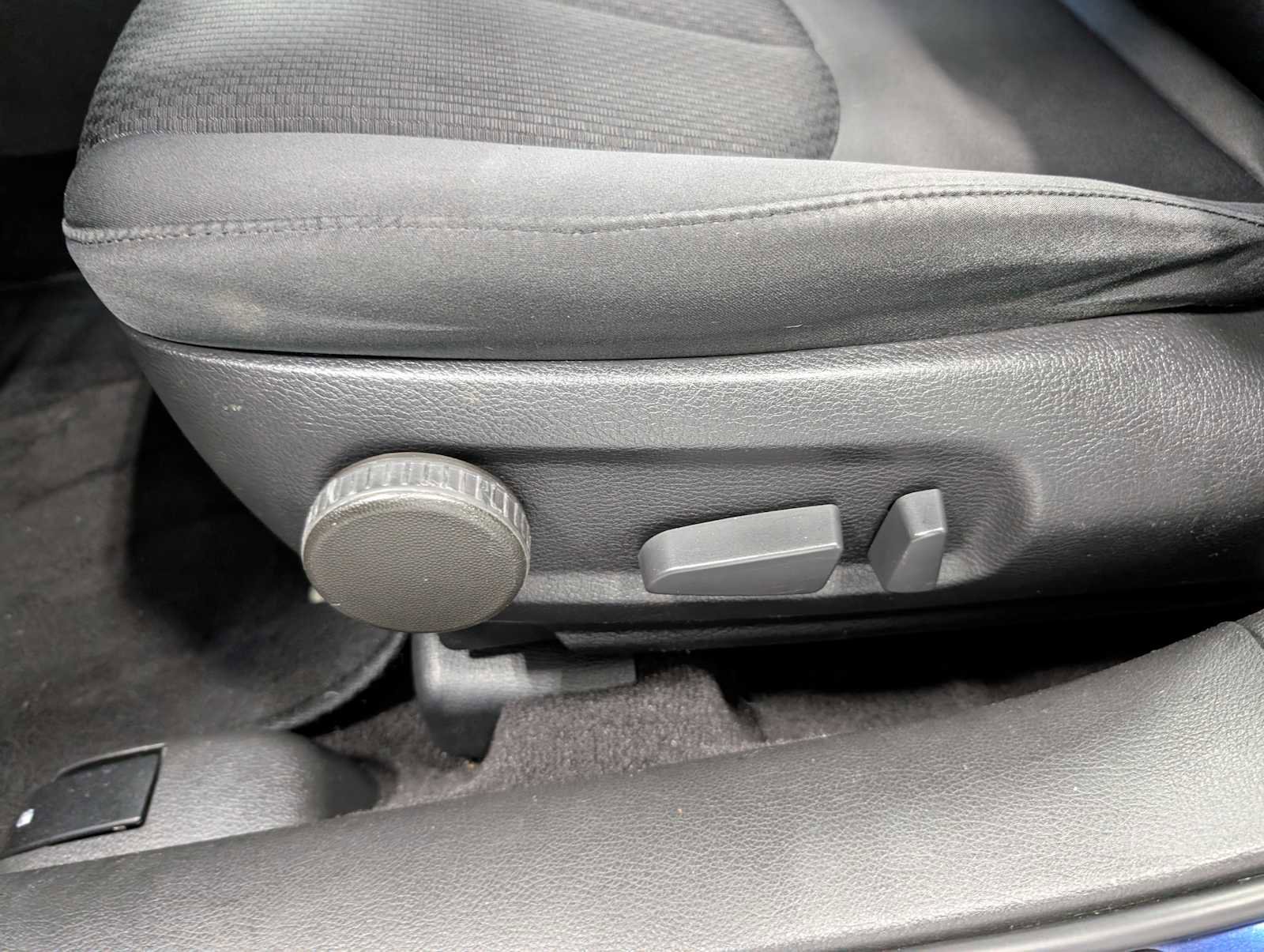 Used 2011 MAZDA MAZDA6 i Touring image 34