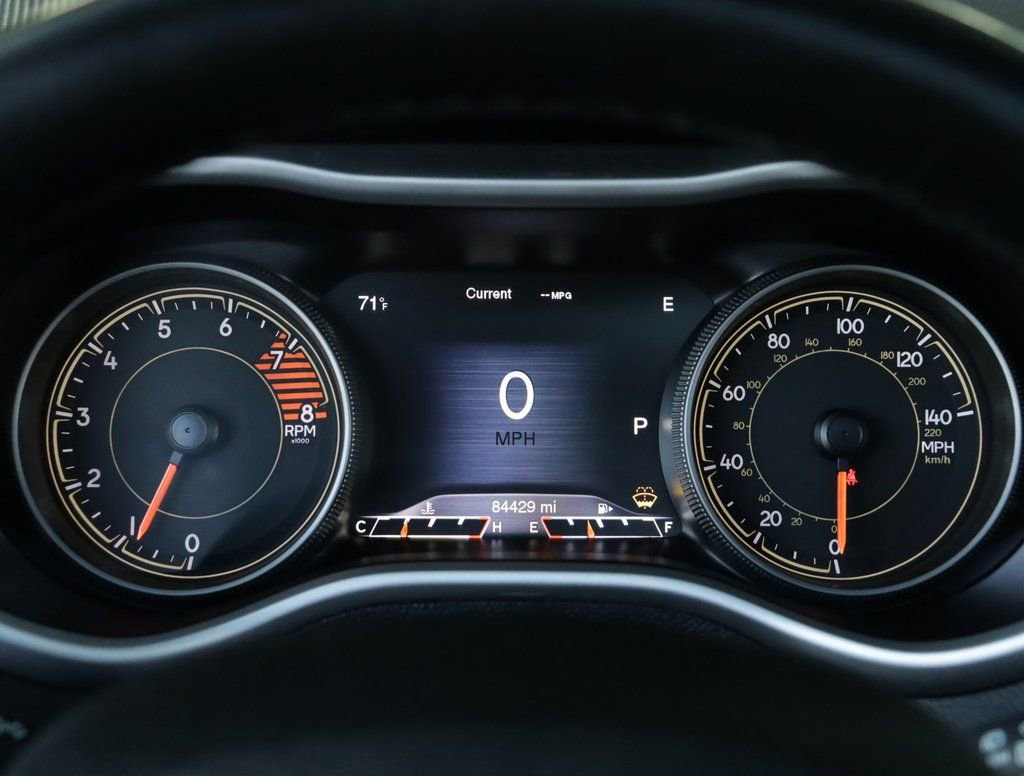 Used 2018 Jeep Cherokee Trailhawk w/ Comfort/Convenience Group image 12