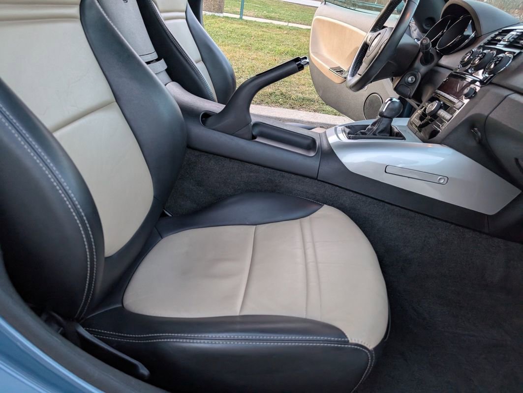 Used 2007 Saturn Sky w/ Premium Trim Pkg image 27