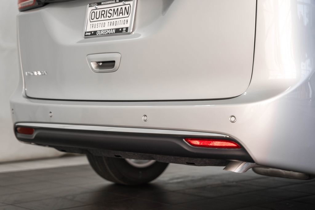 New 2026 Chrysler Pacifica Select image 6