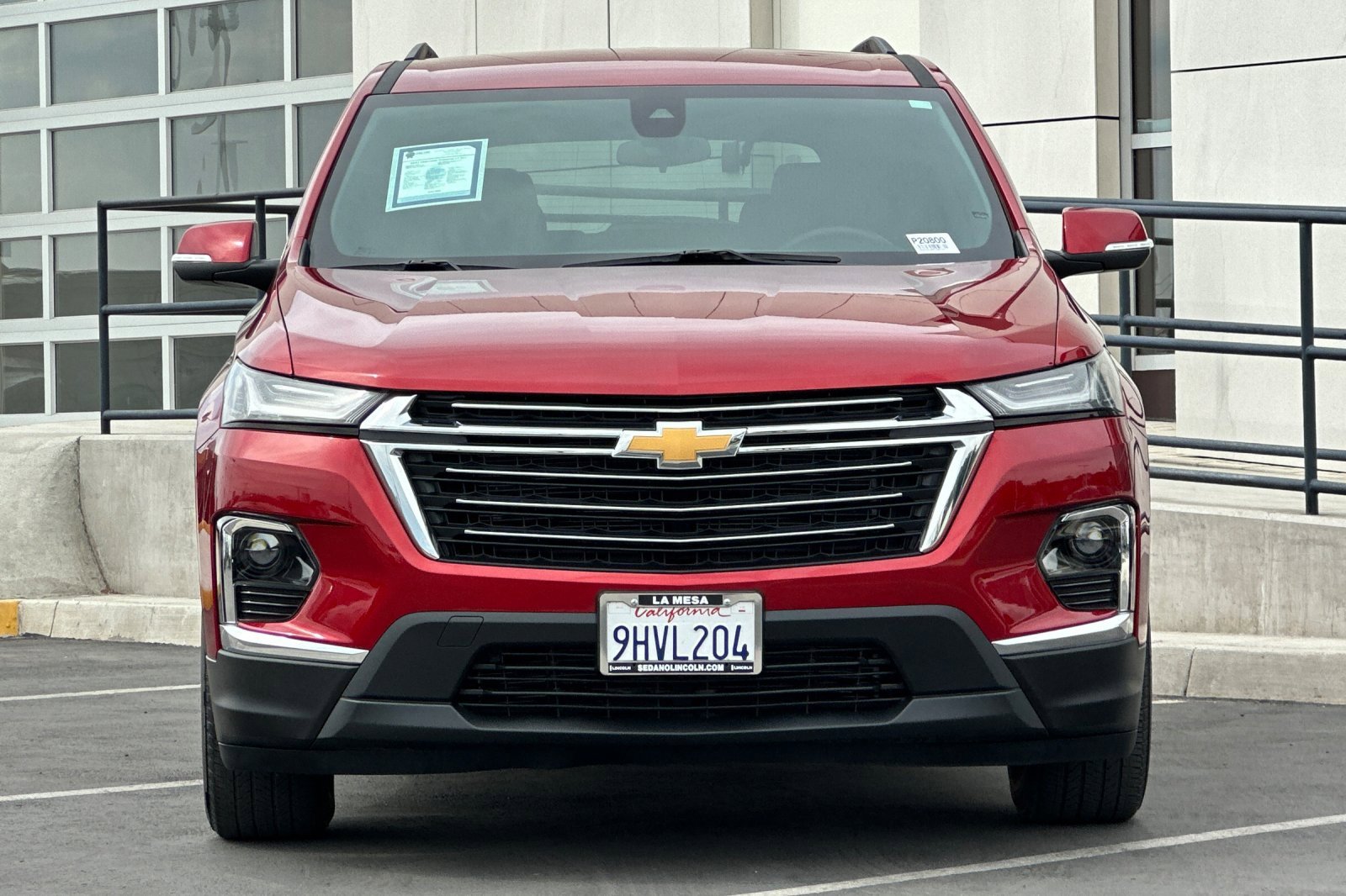 Used 2023 Chevrolet Traverse LT image 8