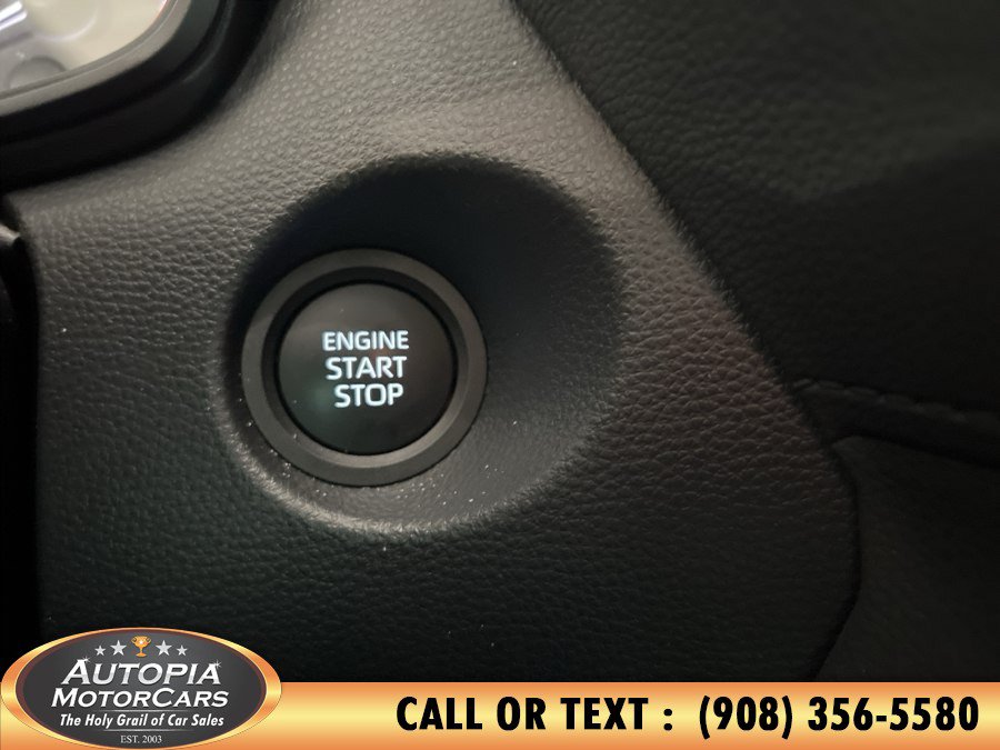 Used 2025 Toyota Corolla Cross LE w/ Moonroof Package FWD image 37