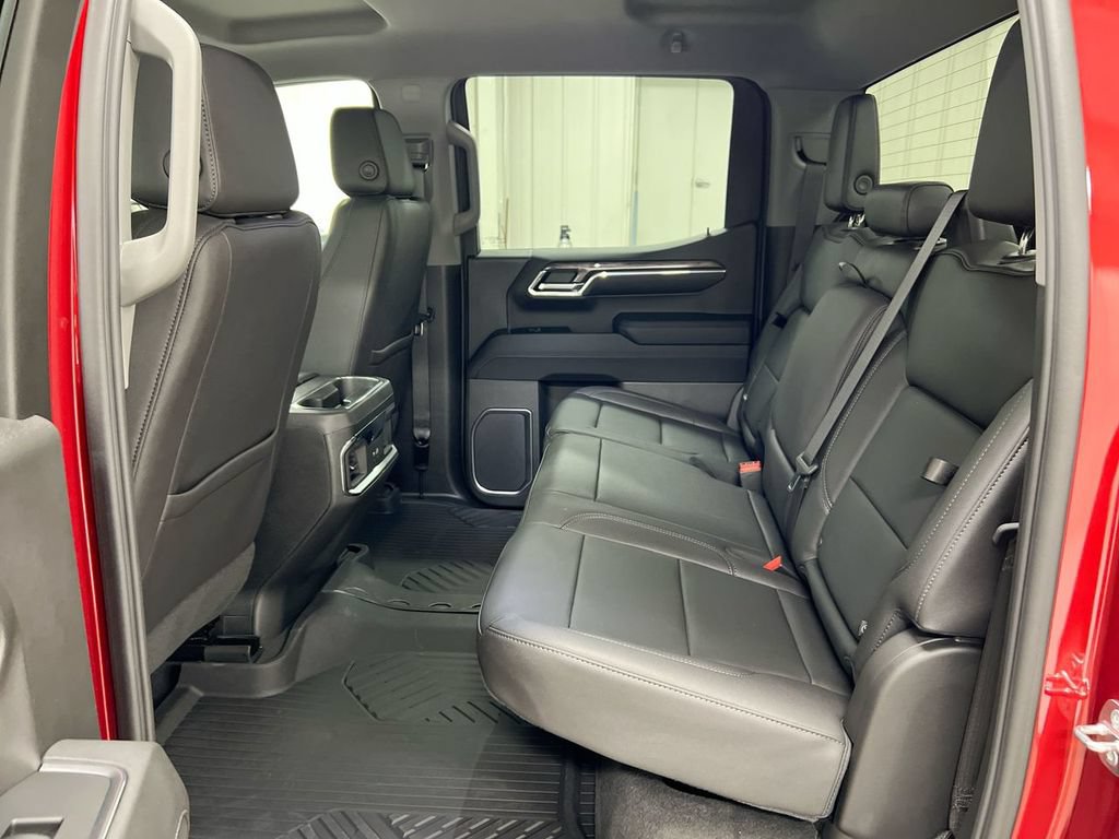 Used 2023 Chevrolet Silverado 1500 LTZ AWD/4WD image 23