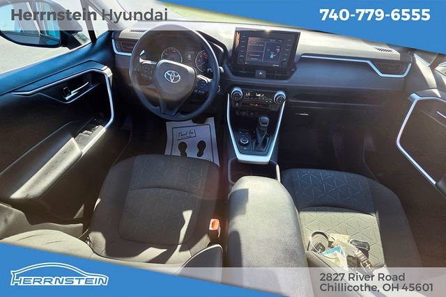 Used 2022 Toyota RAV4 XLE w/ Convenience Package AWD/4WD image 12