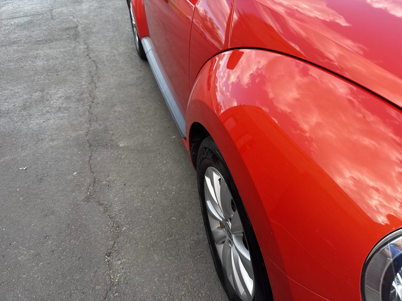 Used 2017 Volkswagen Beetle 1.8T Classic FWD image 12