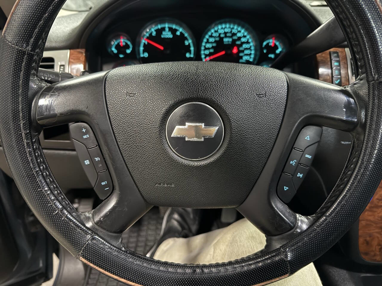 Used 2008 Chevrolet Tahoe LT w/ Convenience Package 1 image 26