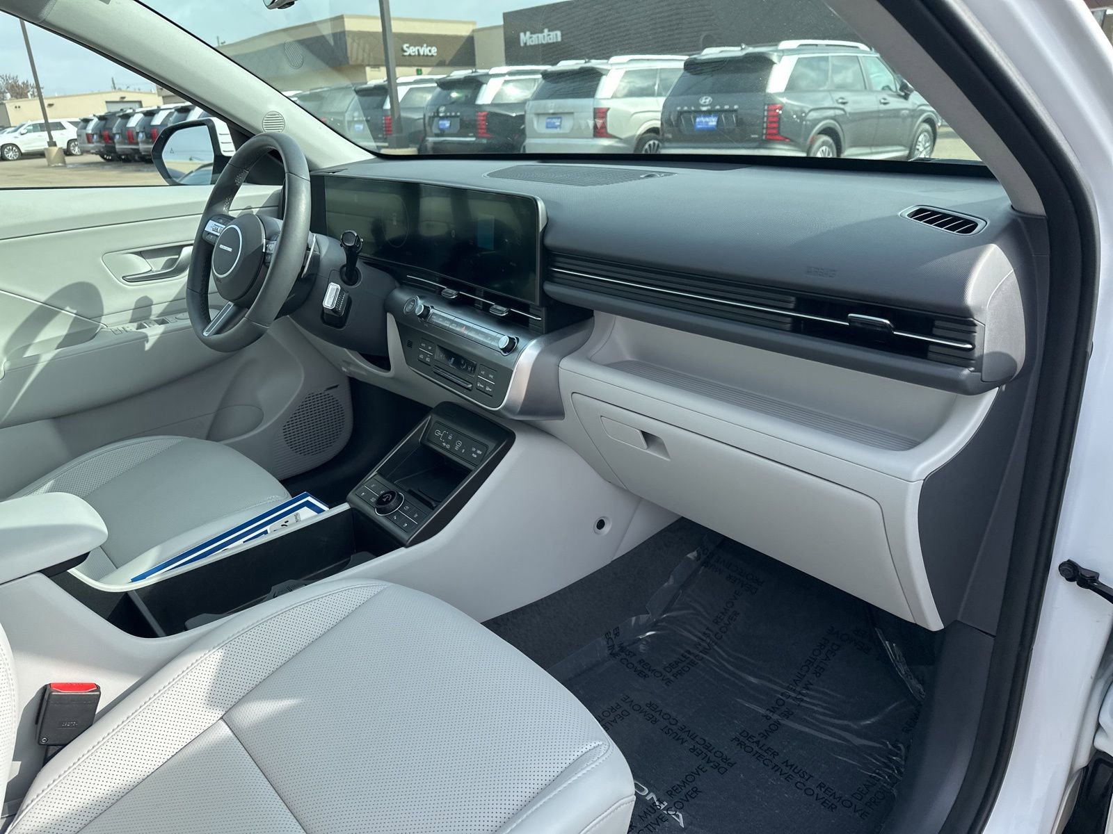 Used 2025 Hyundai Kona Limited image 30