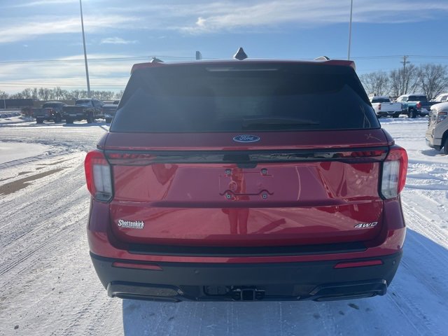 Used 2025 Ford Explorer ST-Line image 4