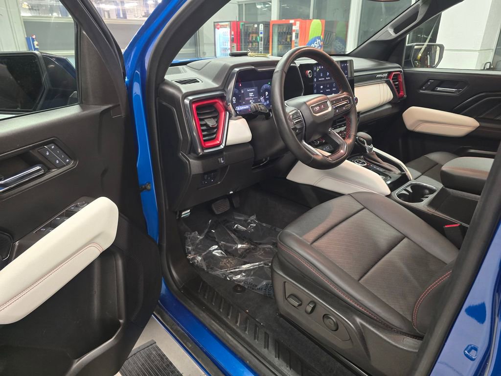 Used 2024 GMC Canyon AT4X AWD/4WD image 19