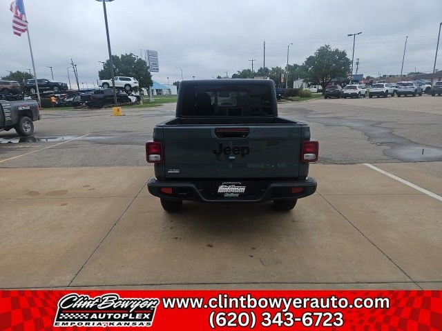 New 2025 Jeep Gladiator Sport image 7