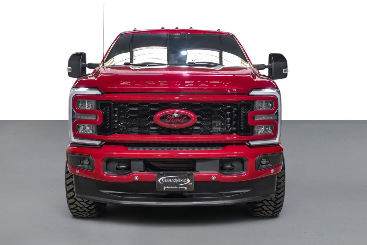 Used 2025 Ford F350 Lariat w/ Lariat Ultimate Package AWD/4WD image 3