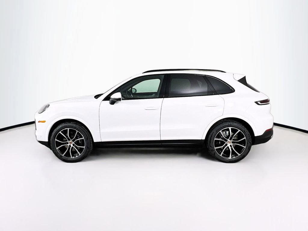 New 2026 Porsche Cayenne image 2