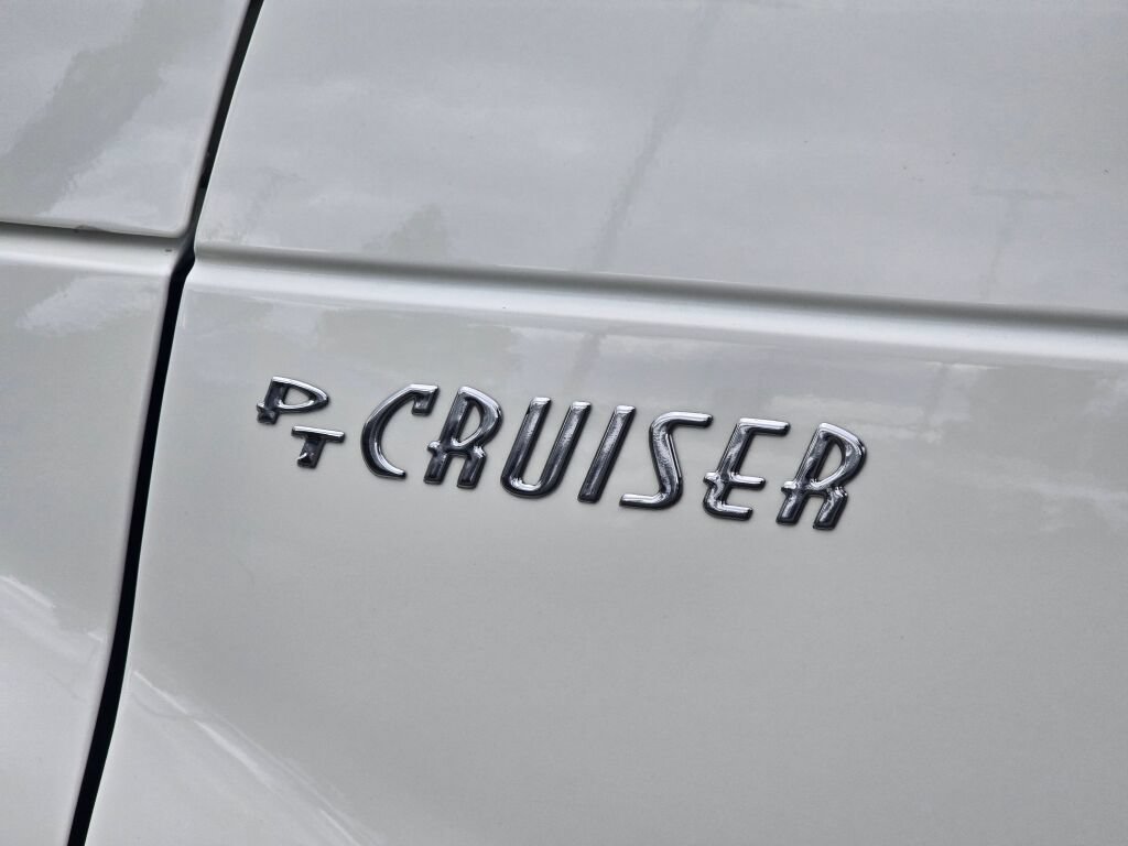 Used 2005 Chrysler PT Cruiser GT FWD image 30