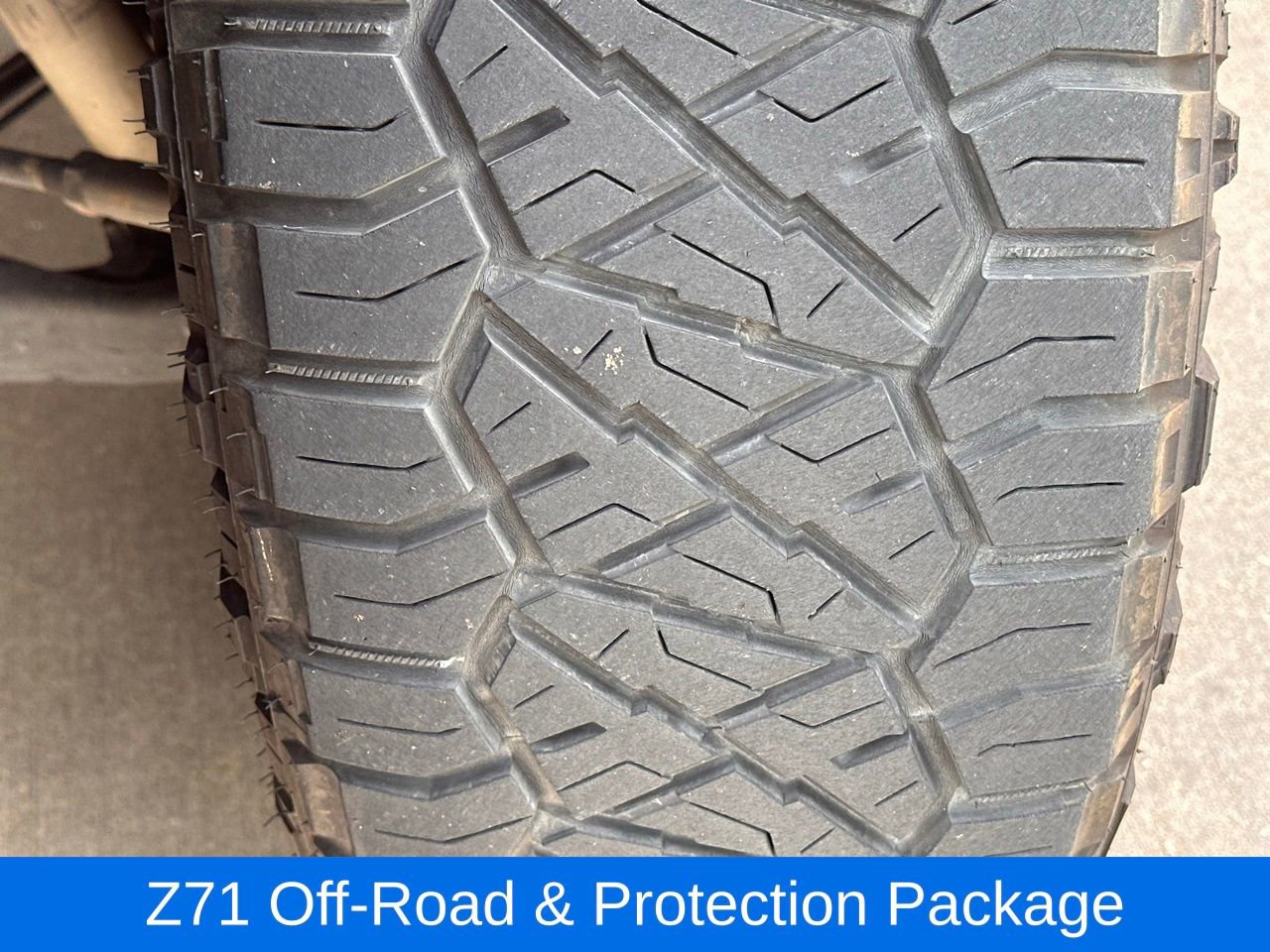 Used 2020 Chevrolet Silverado 1500 LT w/ Texas Edition AWD/4WD image 5