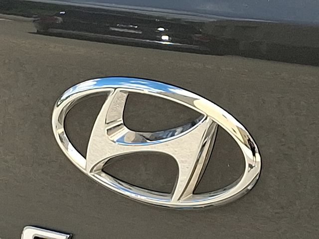 Certified 2026 Hyundai Venue SEL FWD image 29