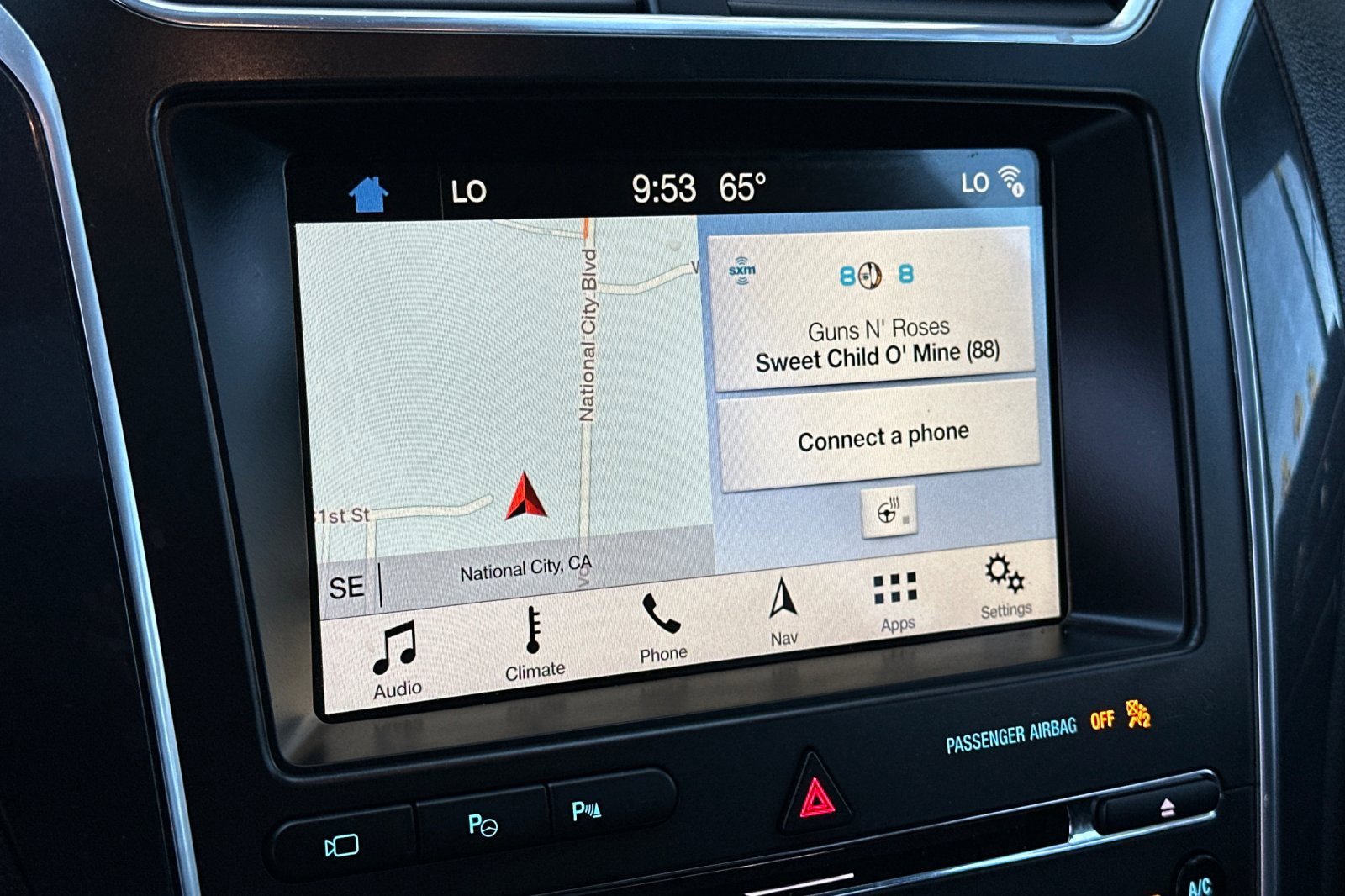 Used 2018 Ford Explorer Limited w/ Equipment Group 301A image 18