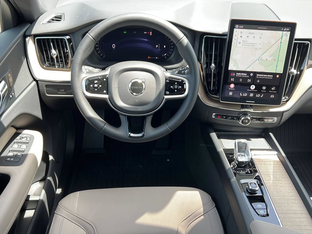New 2026 Volvo XC60 B5 Plus AWD/4WD image 11