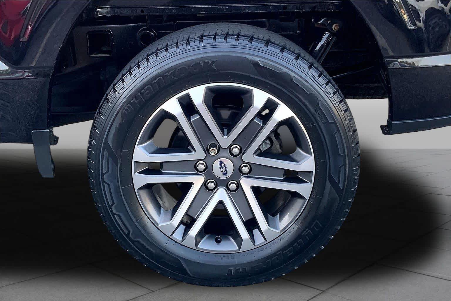 Used 2021 Ford F150 XL w/ Equipment Group 101A High AWD/4WD image 11