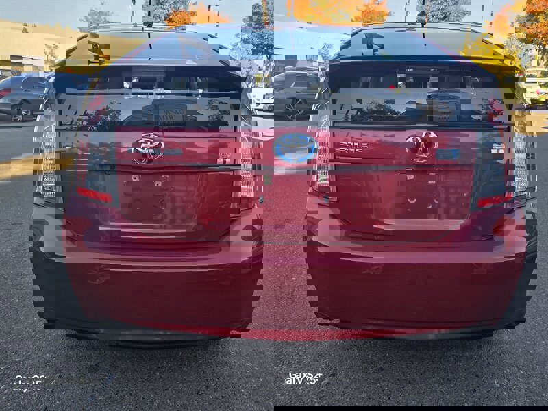 Used 2014 Toyota Prius Four w/ Solar Roof Package FWD image 4