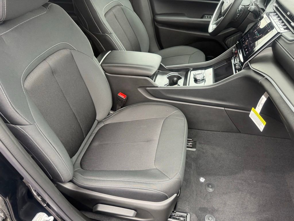 New 2025 Jeep Grand Cherokee Laredo w/ Luxury Tech Group I image 59