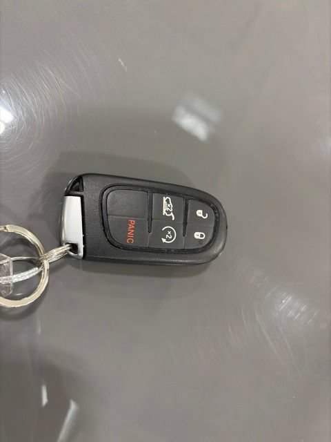 Used 2021 Jeep Cherokee Limited AWD/4WD image 28