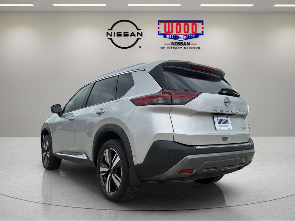 Certified 2023 Nissan Rogue SL w/ SL Premium Package AWD/4WD image 4