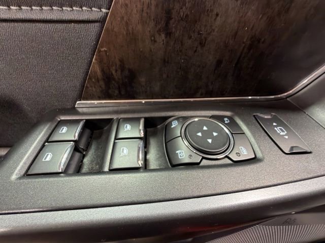 Used 2025 Ford F350 Lariat w/ Lariat Ultimate Package AWD/4WD image 13