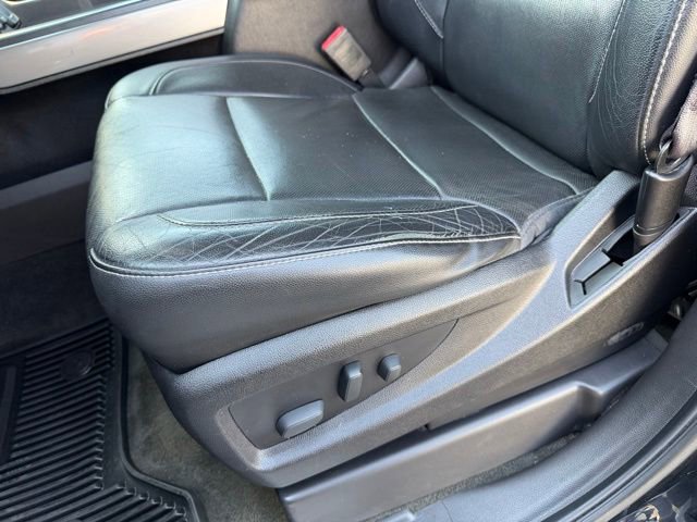 Used 2017 Chevrolet Silverado 1500 LTZ Z71 w/ LTZ Plus Package AWD/4WD image 18