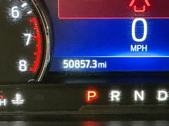 Used 2022 Ford Explorer XLT w/ Equipment Group 202A image 29