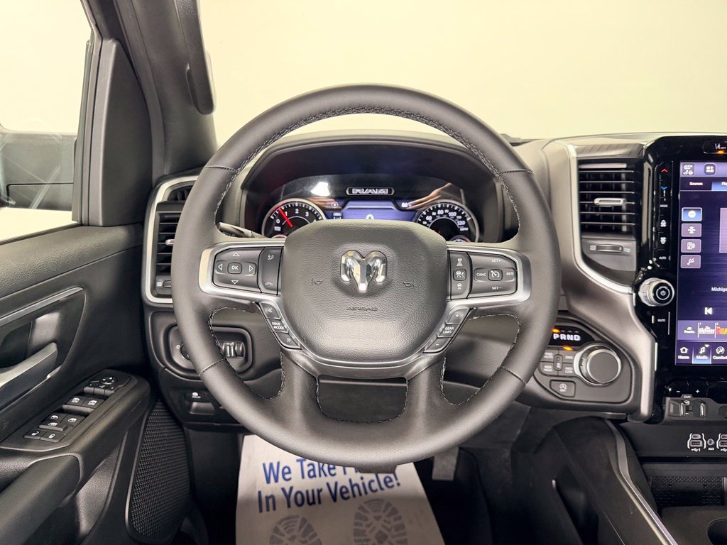 New 2026 RAM 1500 Big Horn AWD/4WD image 15