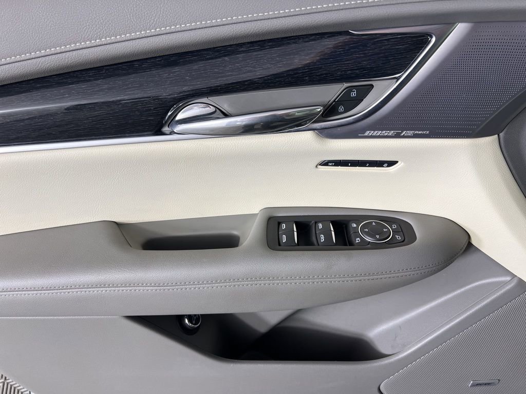 Used 2023 Cadillac XT6 Premium Luxury w/ Technology Package image 14