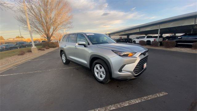 Certified 2025 Toyota Grand Highlander AWD Hybrid image 2