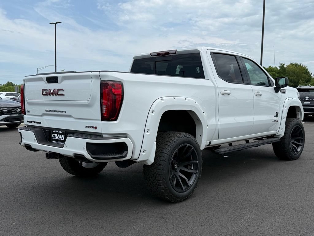 Used 2021 GMC Sierra 1500 AT4 w/ AT4 Premium Package AWD/4WD image 5