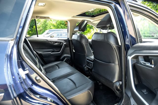 Used 2020 Toyota RAV4 XLE Premium AWD/4WD image 47