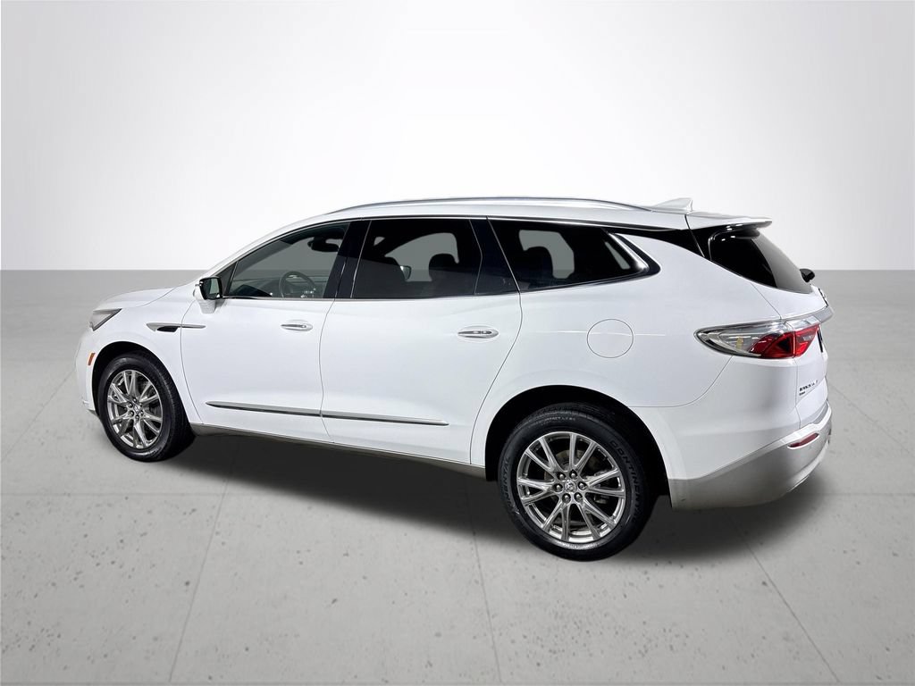 Used 2023 Buick Enclave Essence w/ Experience Buick Package AWD/4WD image 8