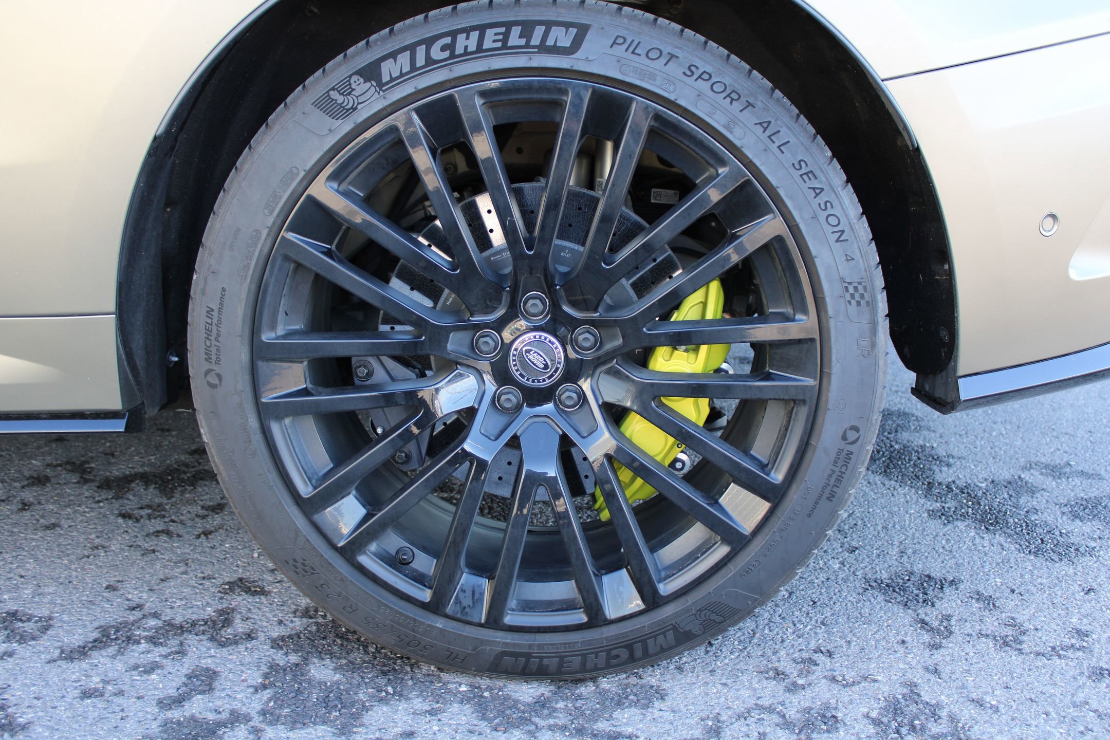 Used 2024 Land Rover Range Rover Sport SV Edition One Carbon Bronze image 30