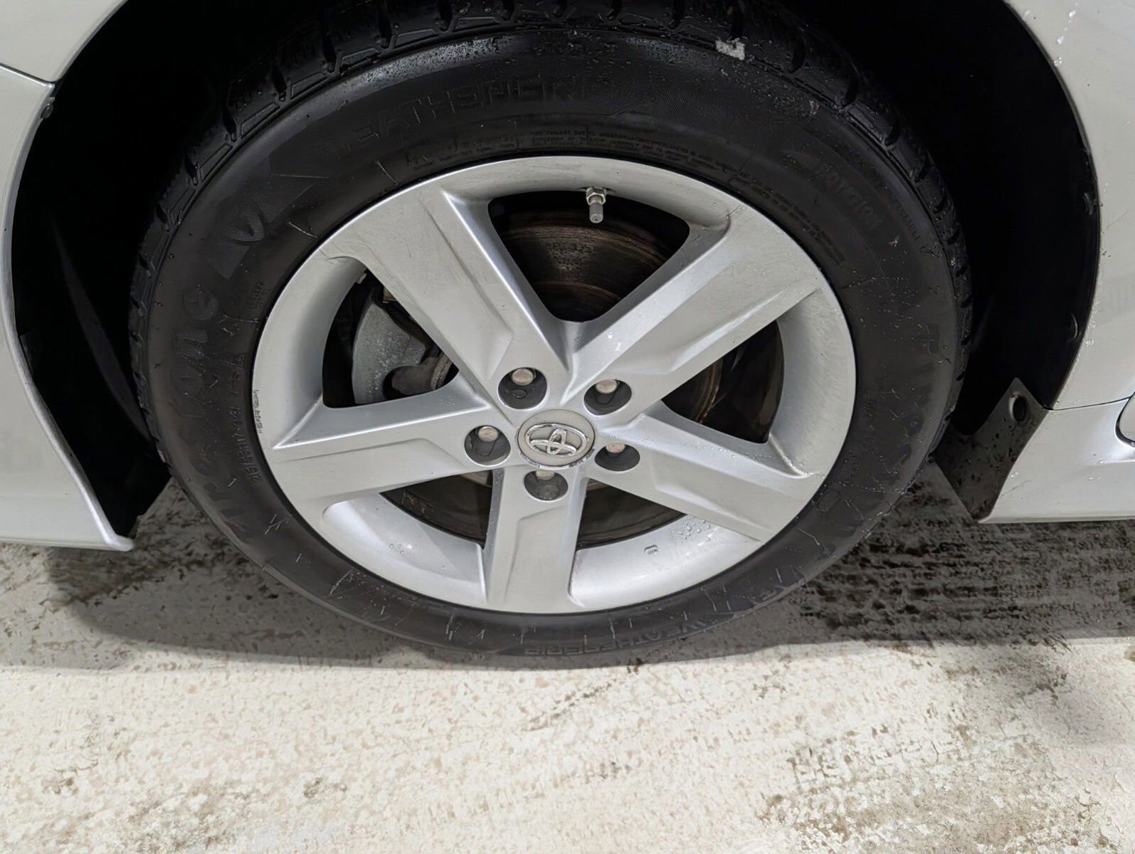 Used 2013 Toyota Camry SE image 12