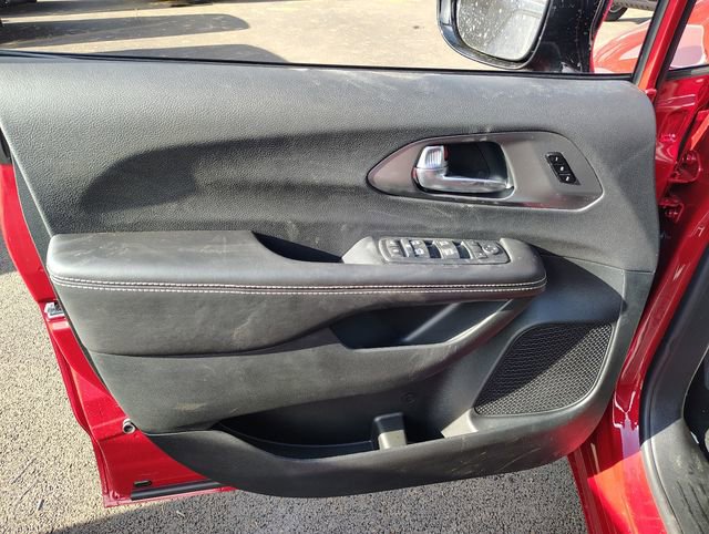 New 2026 Chrysler Pacifica Select w/ S Appearance Package image 11