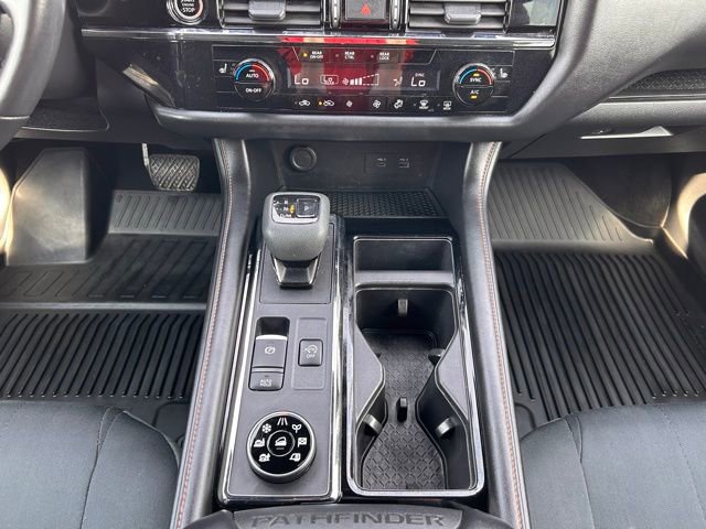 Used 2024 Nissan Pathfinder Rock Creek image 12