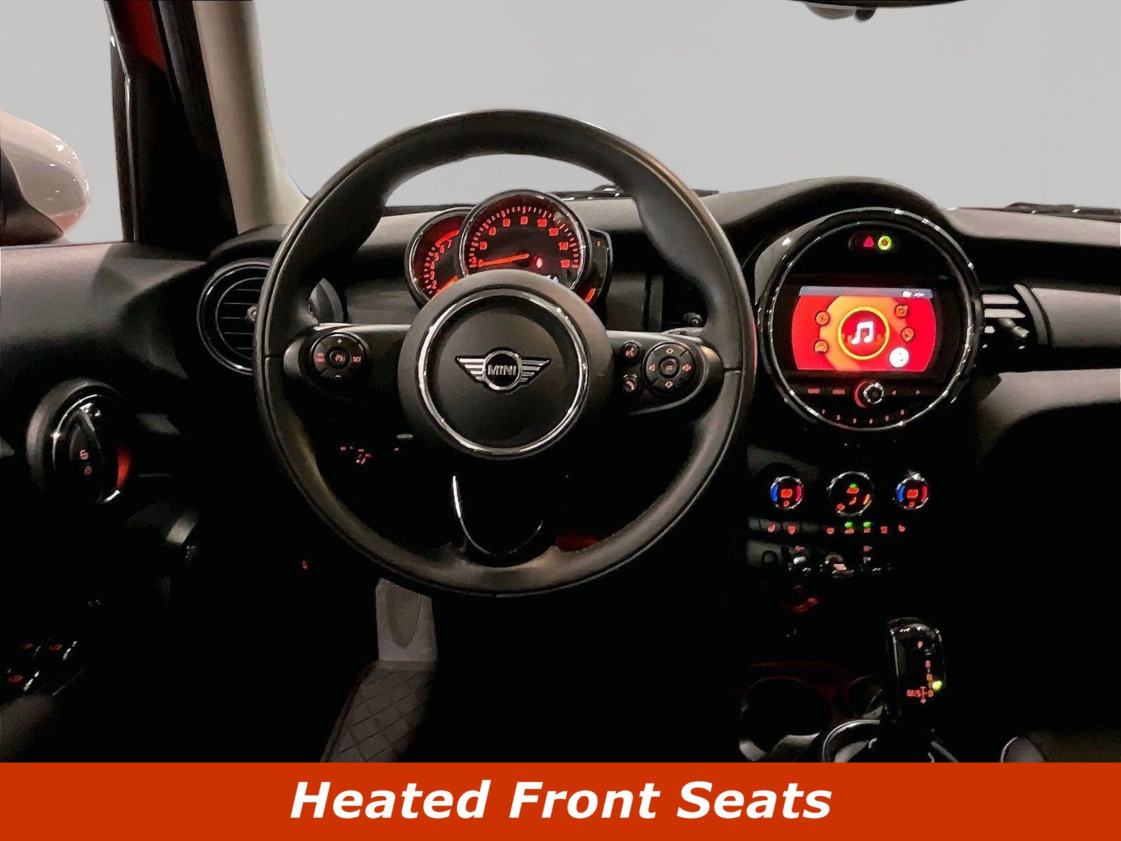 Used 2021 MINI Cooper 4-Door Hardtop FWD image 8