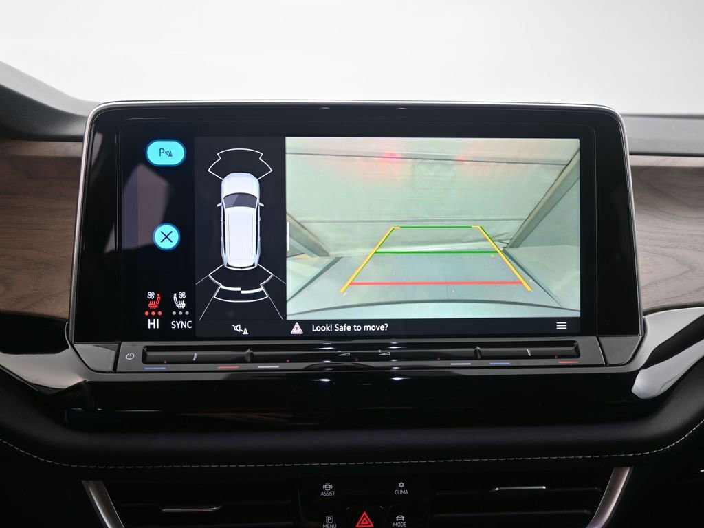 Used 2024 Volkswagen Atlas SE image 11