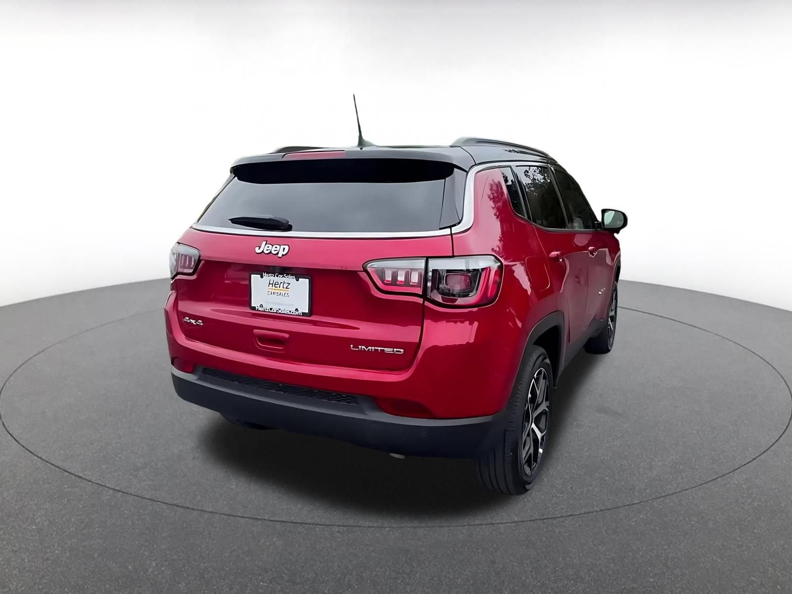 Used 2025 Jeep Compass Limited AWD/4WD image 14